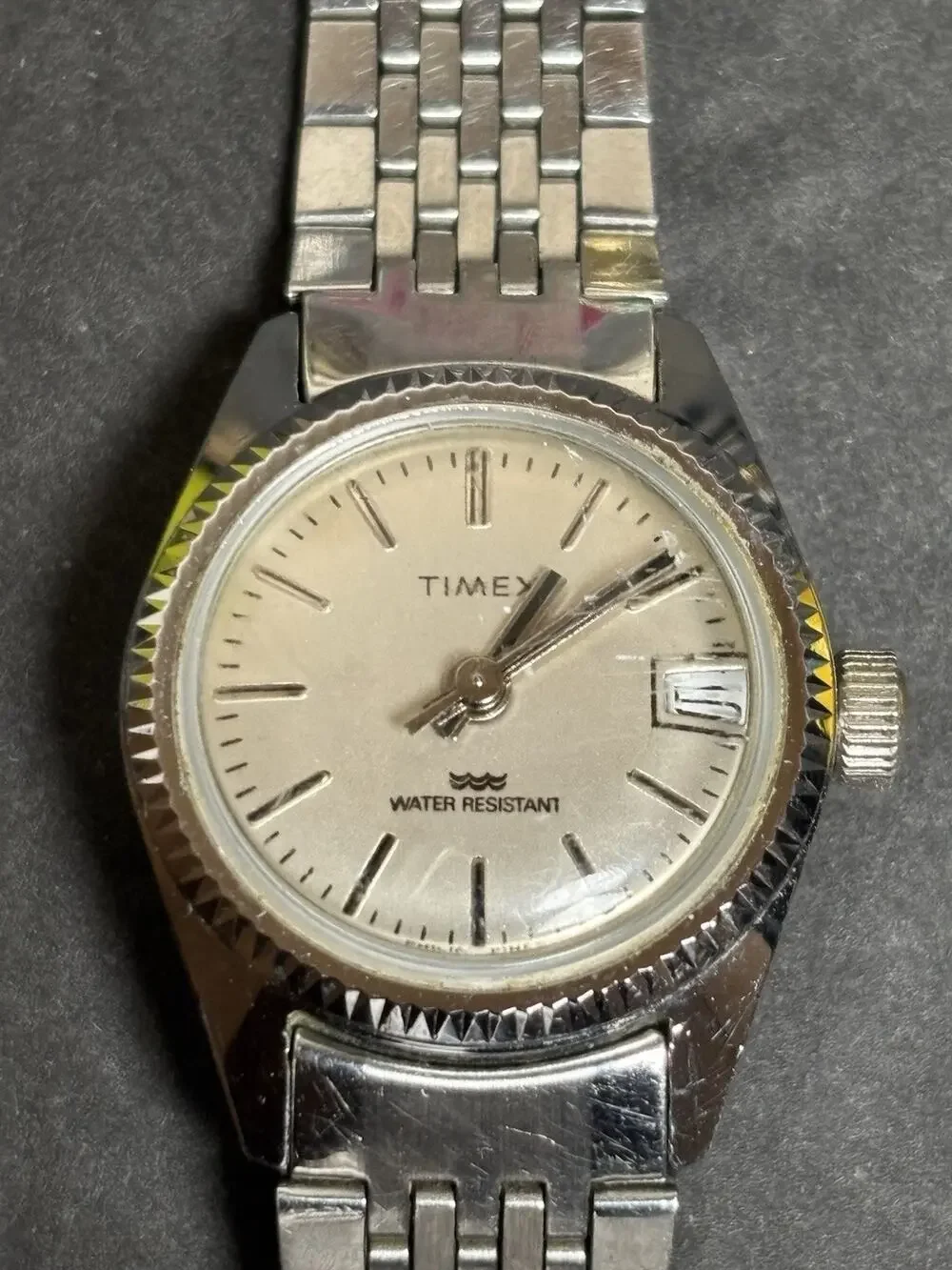 Vintage Timex Women Fashion Date Silver Tone Mechanical Wind Up Working